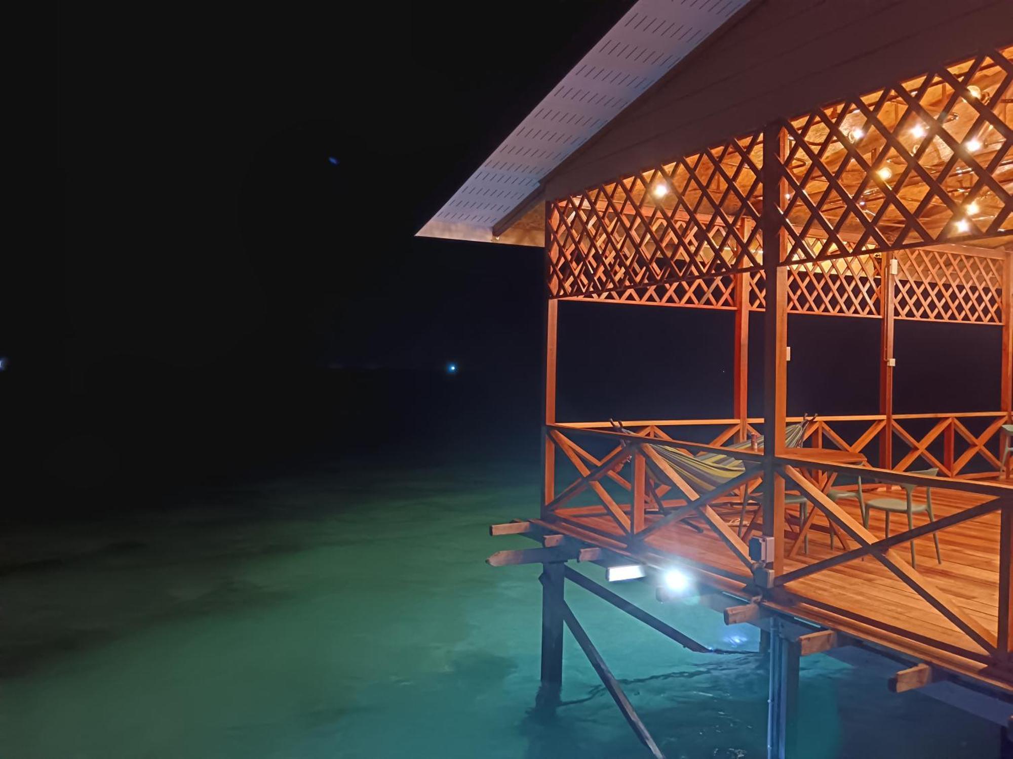 La Water House Semporna Bed & Breakfast Dış mekan fotoğraf