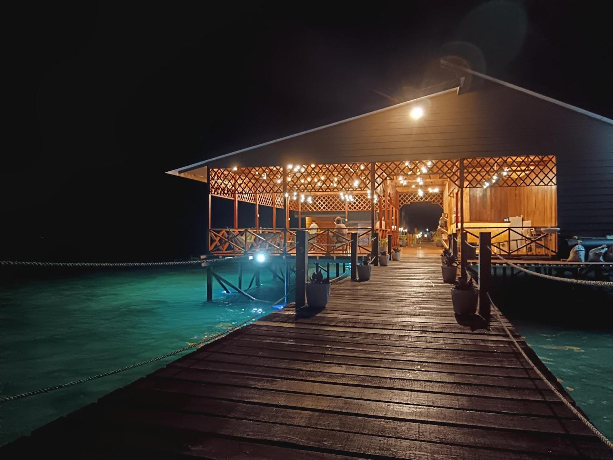 La Water House Semporna Bed & Breakfast Dış mekan fotoğraf