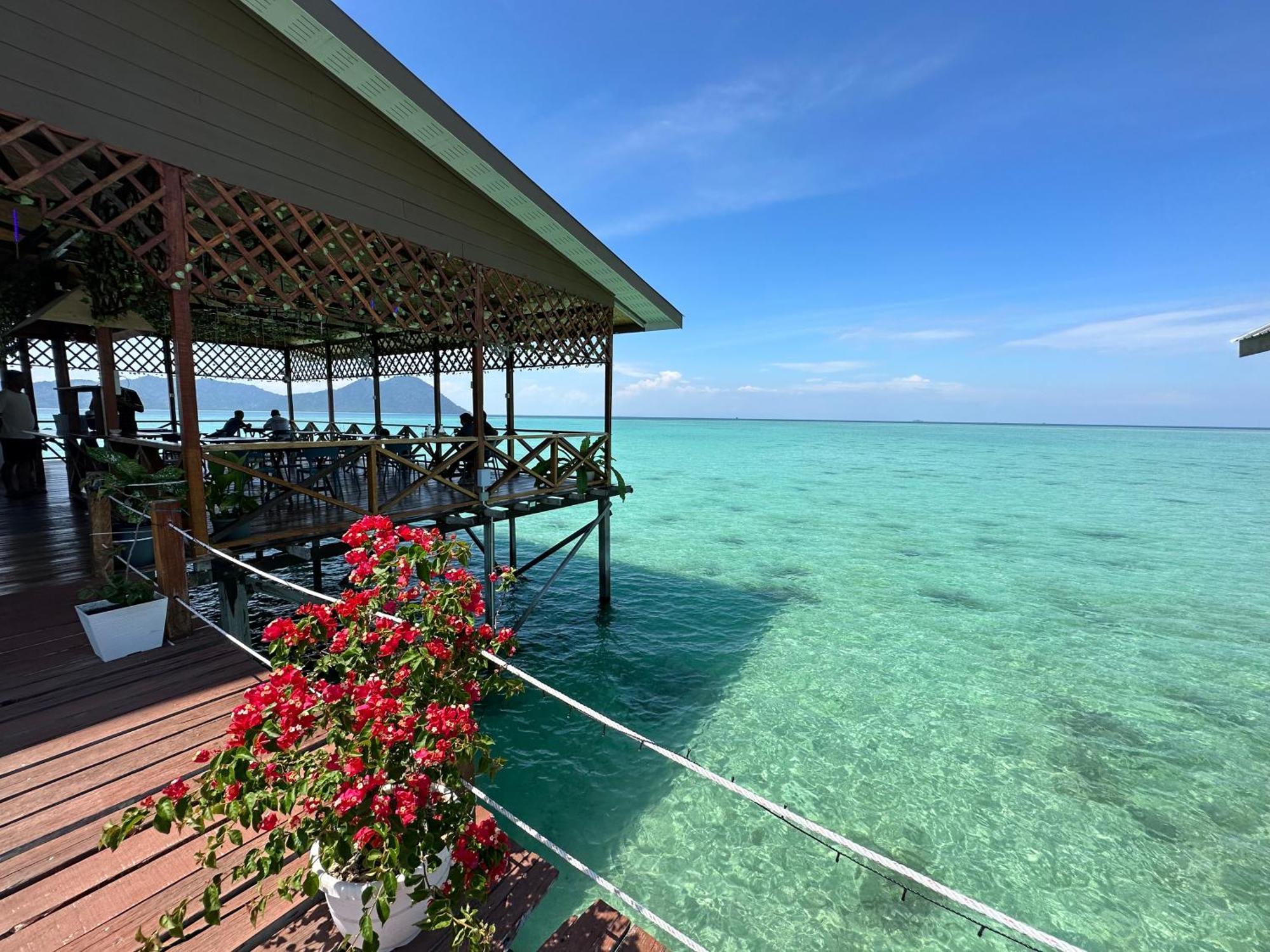 La Water House Semporna Bed & Breakfast Dış mekan fotoğraf